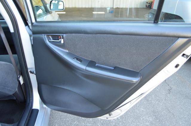 Used 2005 Toyota Corolla S image 42