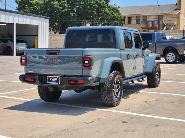 Used 2024 Jeep Gladiator Rubicon AWD/4WD image 14