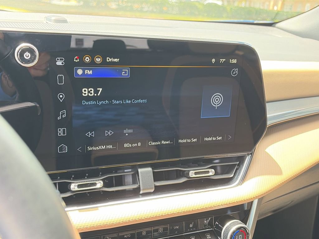 Used 2025 Chevrolet Equinox ACTIV w/ Safety and Technology Package FWD image 19