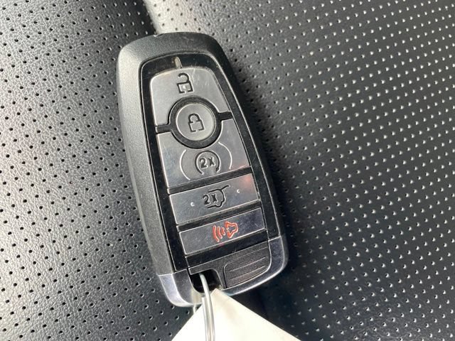 Used 2024 Ford Escape Platinum AWD/4WD image 25