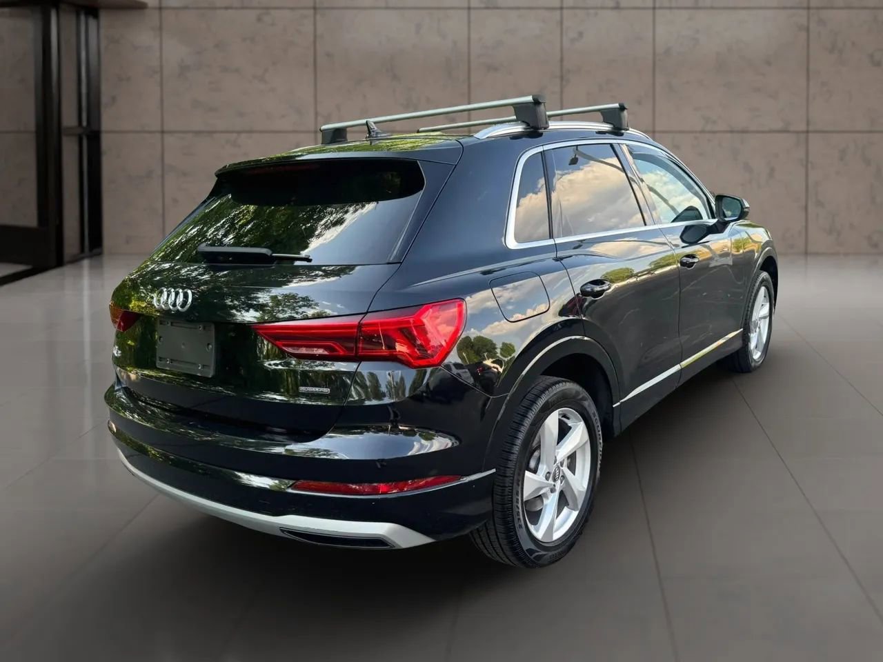 Used 2020 Audi Q3 2.0T Premium AWD/4WD image 9