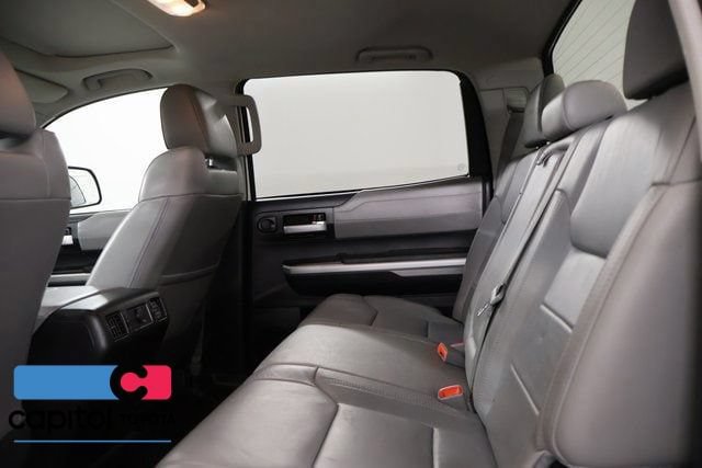 Used 2015 Toyota Tundra Limited w/ Limited Premium Package AWD/4WD image 31