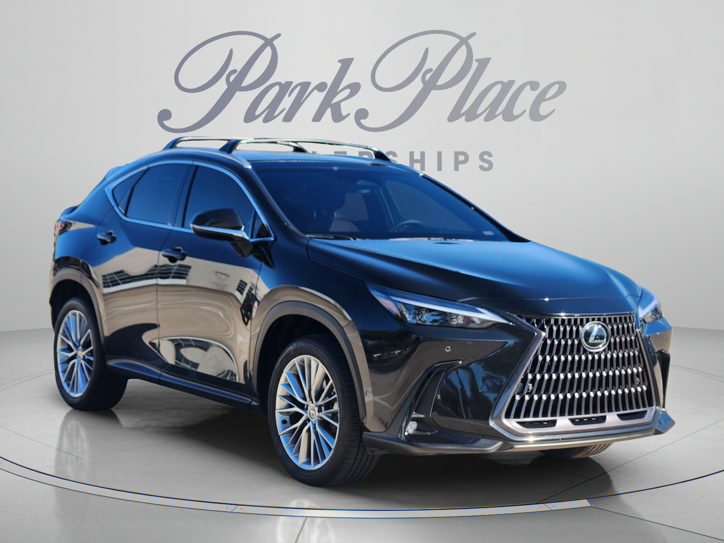 Used 2025 Lexus NX 450h+ AWD w/ Accessory Package (2T) image 4