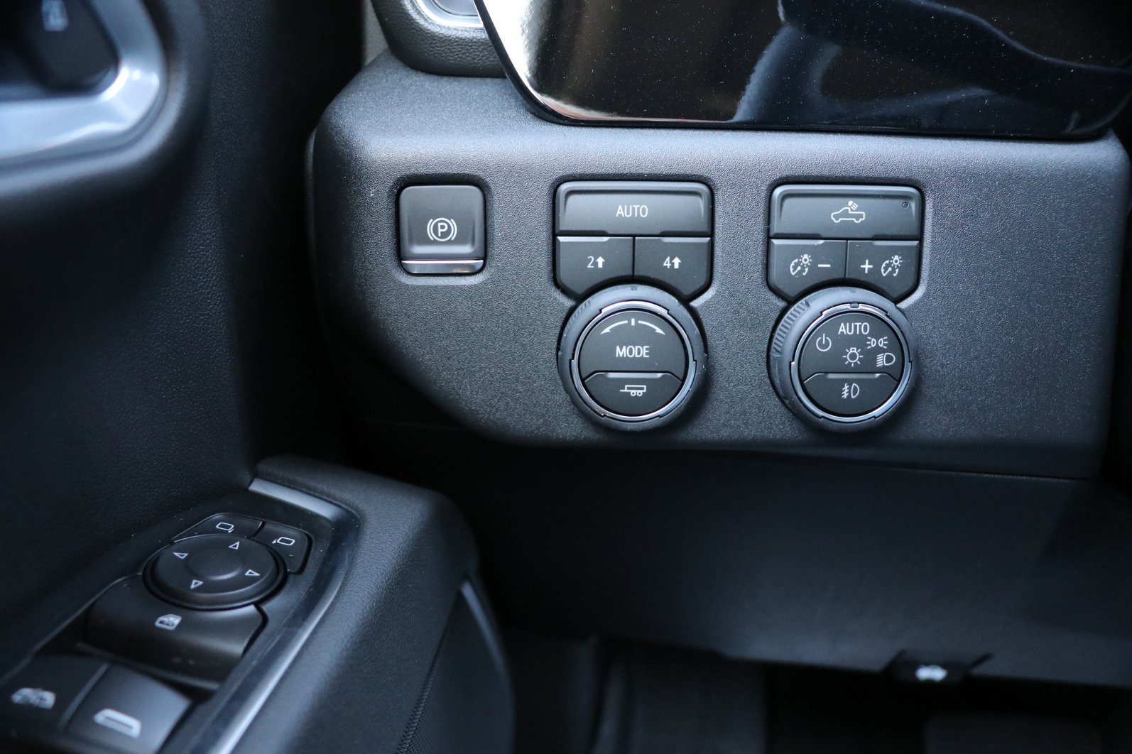 New 2026 Chevrolet Silverado 1500 RST w/ RST Select Package AWD/4WD image 12