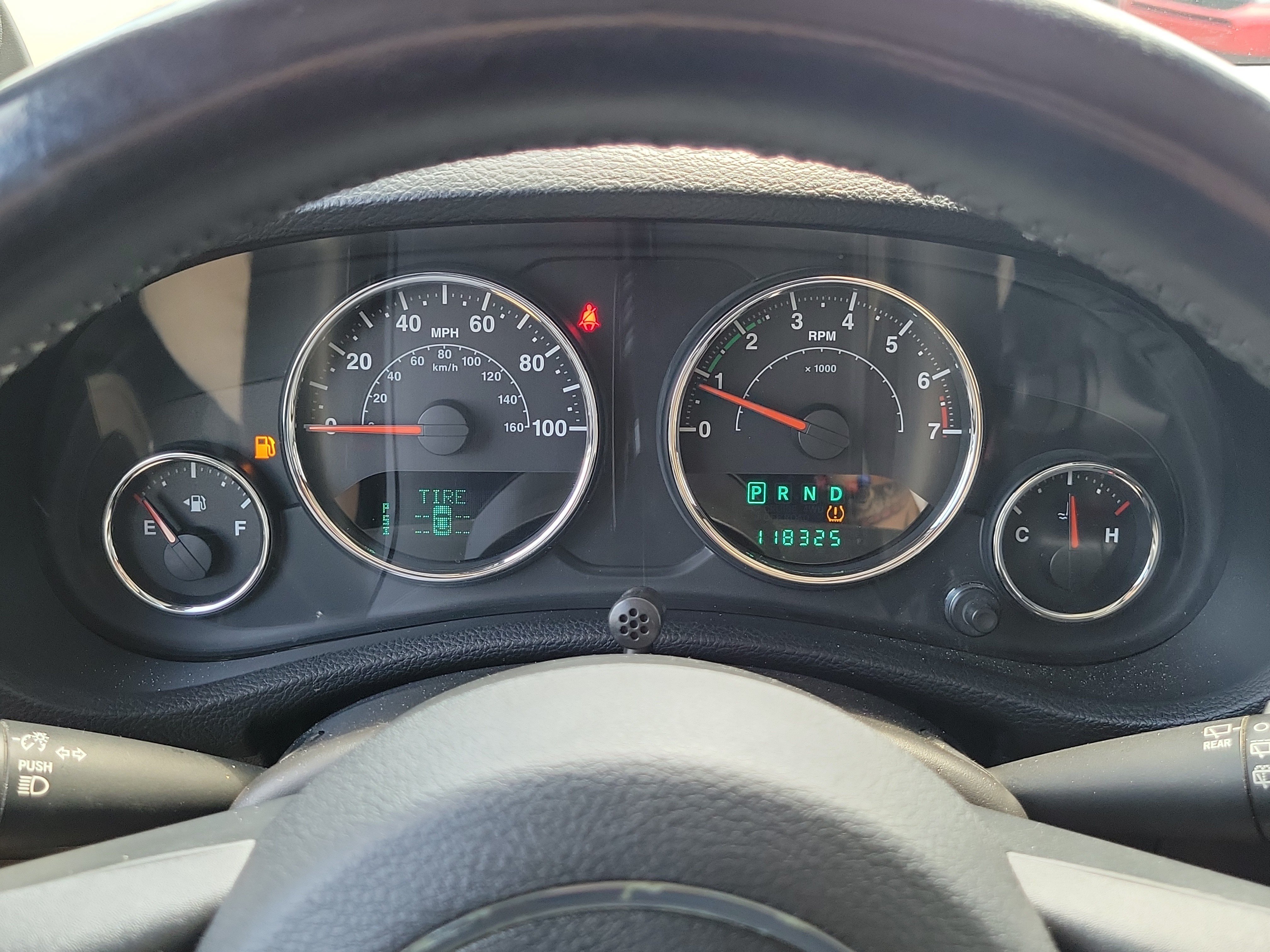 Used 2014 Jeep Wrangler Unlimited Rubicon w/ Connectivity Group AWD/4WD image 26