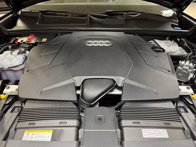 Used 2025 Audi Q8 Premium w/ Convenience Package AWD/4WD image 29