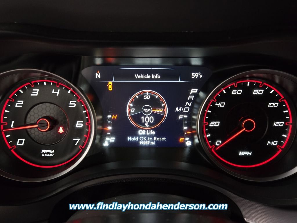 Used 2023 Dodge Charger SXT w/ Cold Weather Package image 32