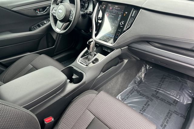 Used 2025 Subaru Outback Premium image 18