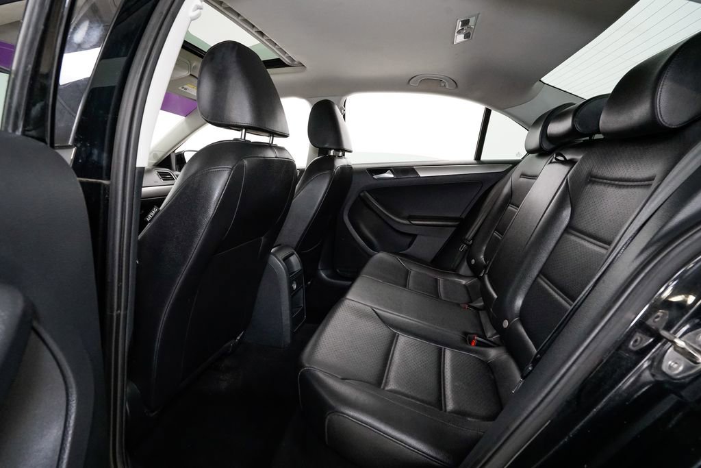 Used 2015 Volkswagen Jetta SE image 22