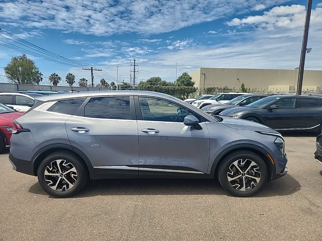 Certified 2024 Kia Sportage EX FWD image 17