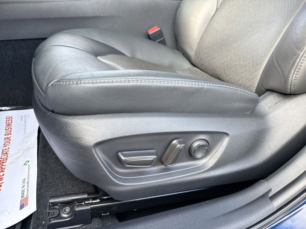 Used 2024 Toyota Camry XLE w/ Cold Weather Package image 12