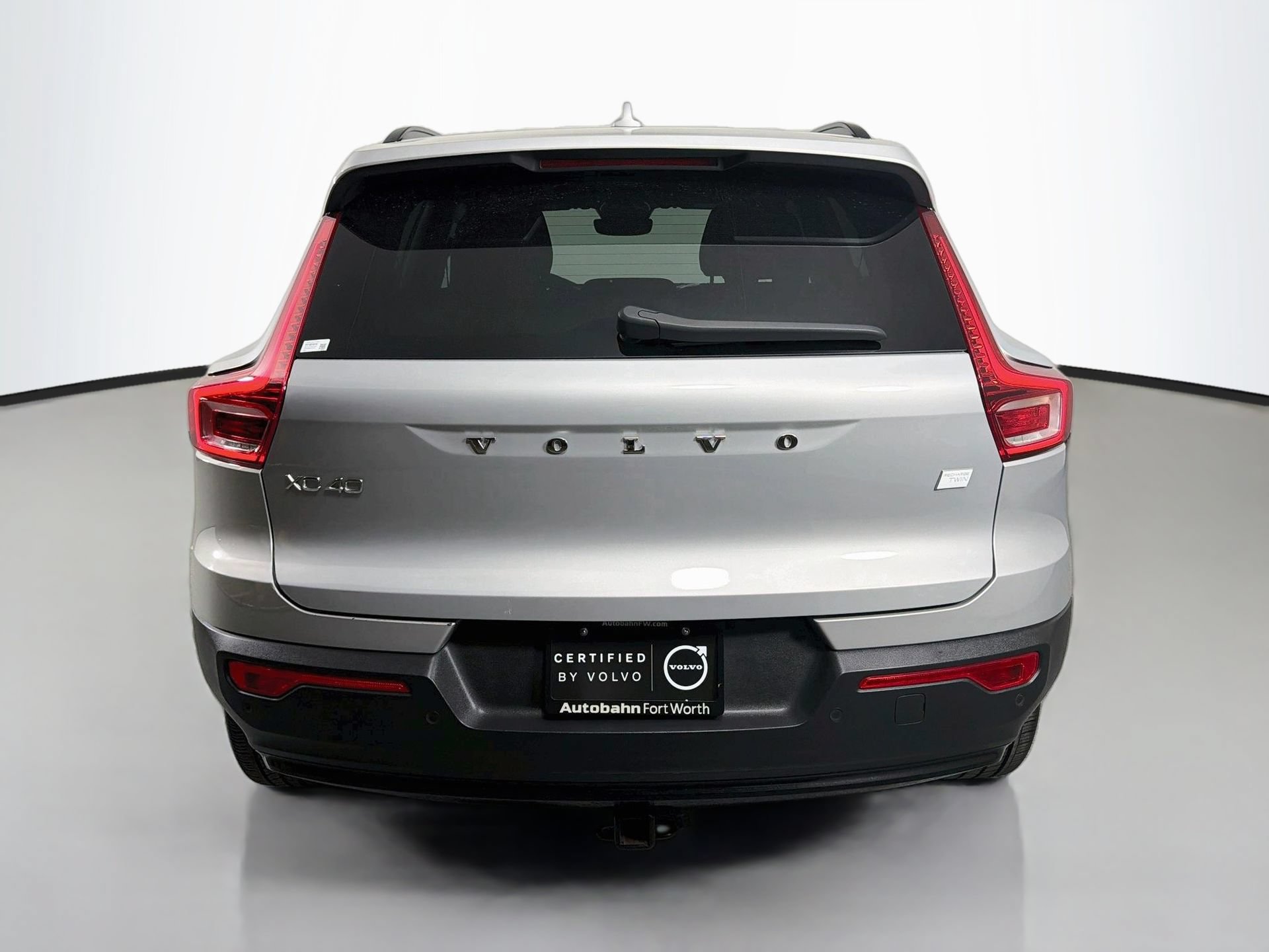 Certified 2023 Volvo XC40 Recharge Core w/ Protection Package Premier AWD/4WD image 7