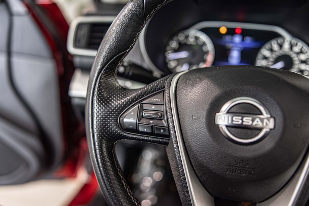 Used 2023 Nissan Maxima SL FWD image 24