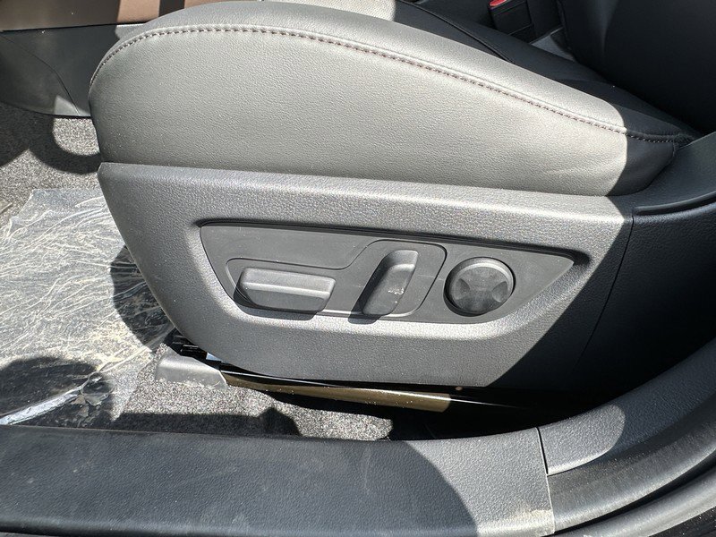 Used 2025 MAZDA CX-30 2.5 Turbo w/ Premium Package image 16