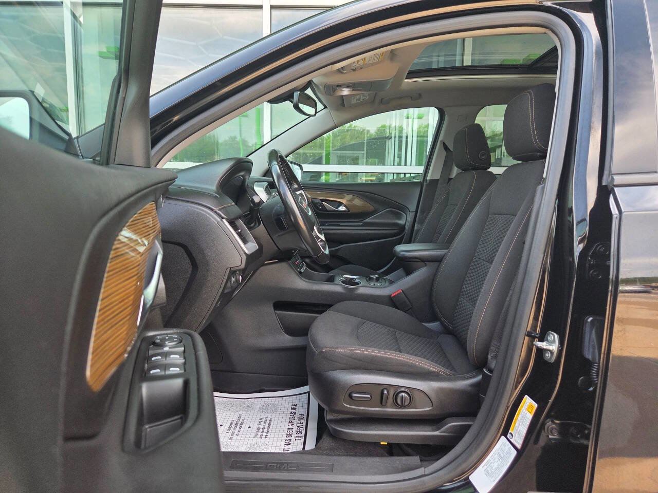 Used 2019 GMC Terrain SLE image 9