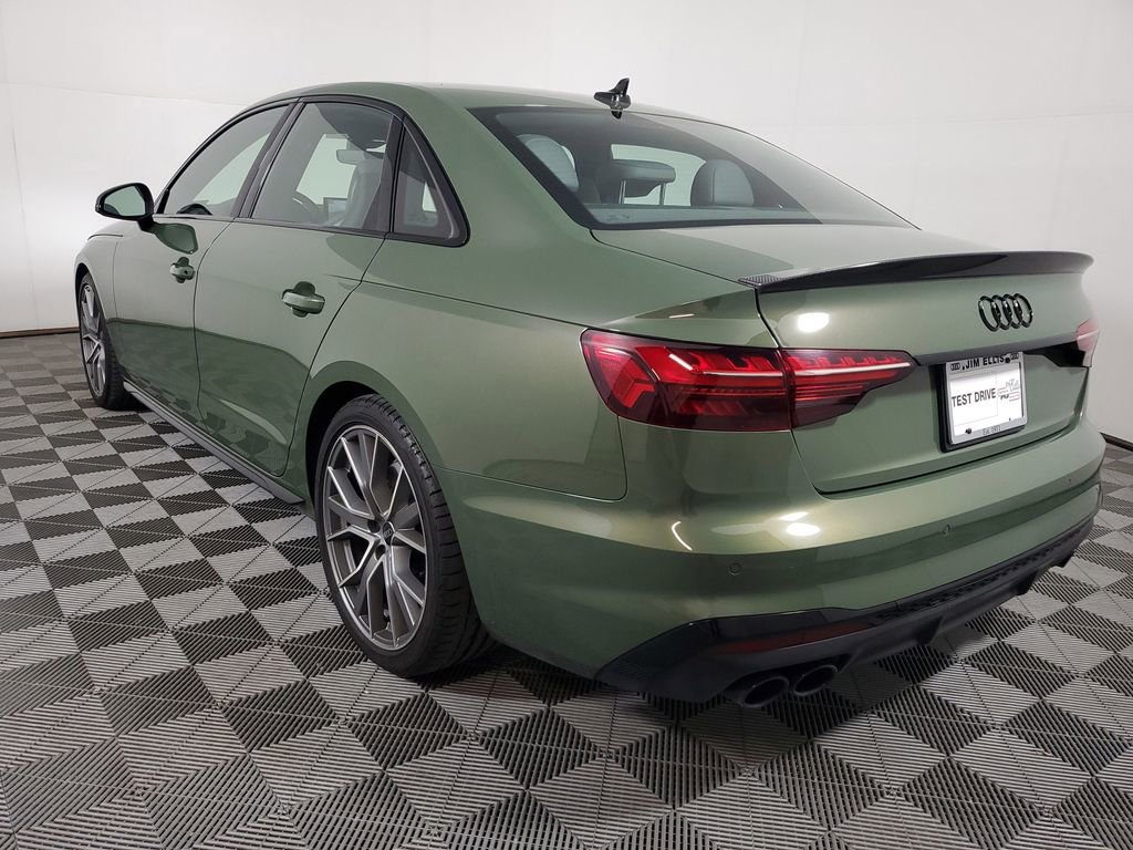Used 2023 Audi S4 Premium Plus w/ Premium Plus Package AWD/4WD image 4