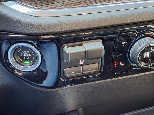 Used 2023 Chevrolet Silverado 1500 LT Trail Boss w/ LT Trail Boss Premium Package image 15