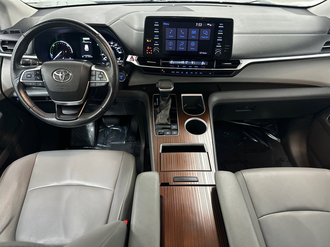 Used 2021 Toyota Sienna XLE image 20