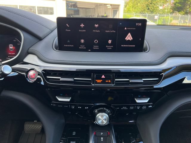 Used 2023 Acura MDX SH-AWD image 23