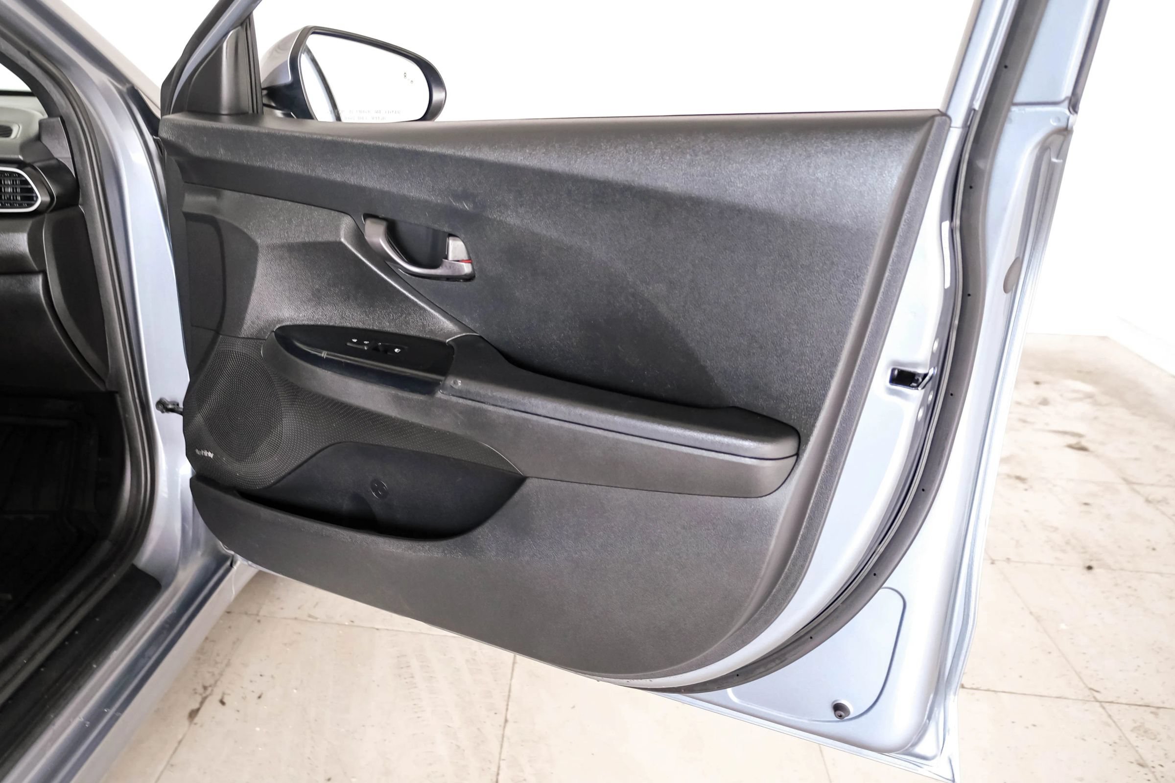 Used 2021 Hyundai Veloster 2.0 Premium FWD image 40