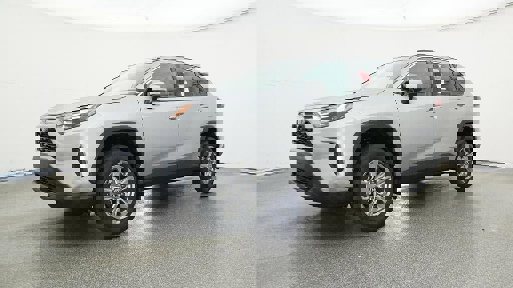 New 2025 Toyota RAV4 XLE image 17