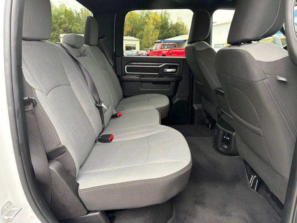 Used 2024 RAM 3500 Big Horn AWD/4WD image 14