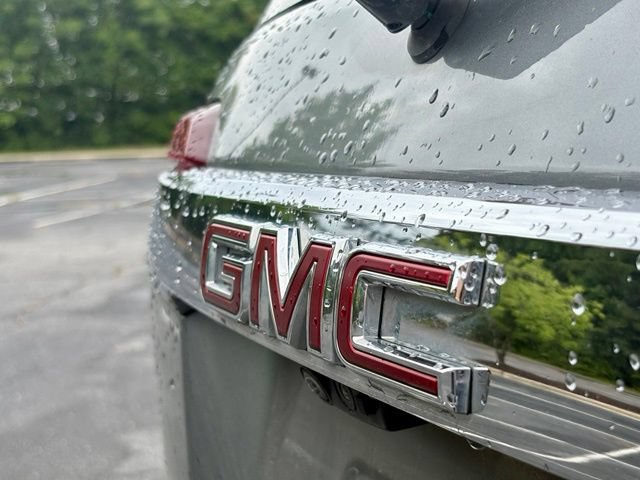 Used 2023 GMC Acadia Denali w/ Denali Ultimate Package FWD image 15