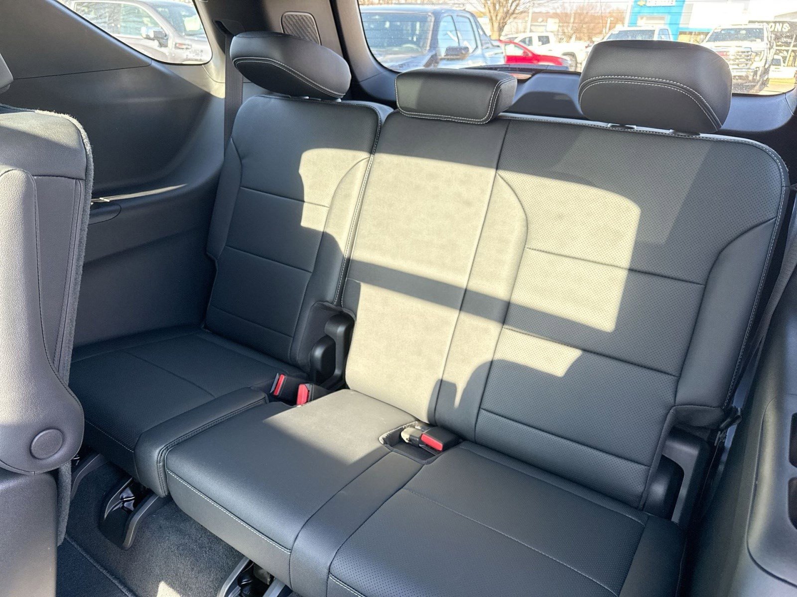 New 2026 Chevrolet Traverse LT image 18