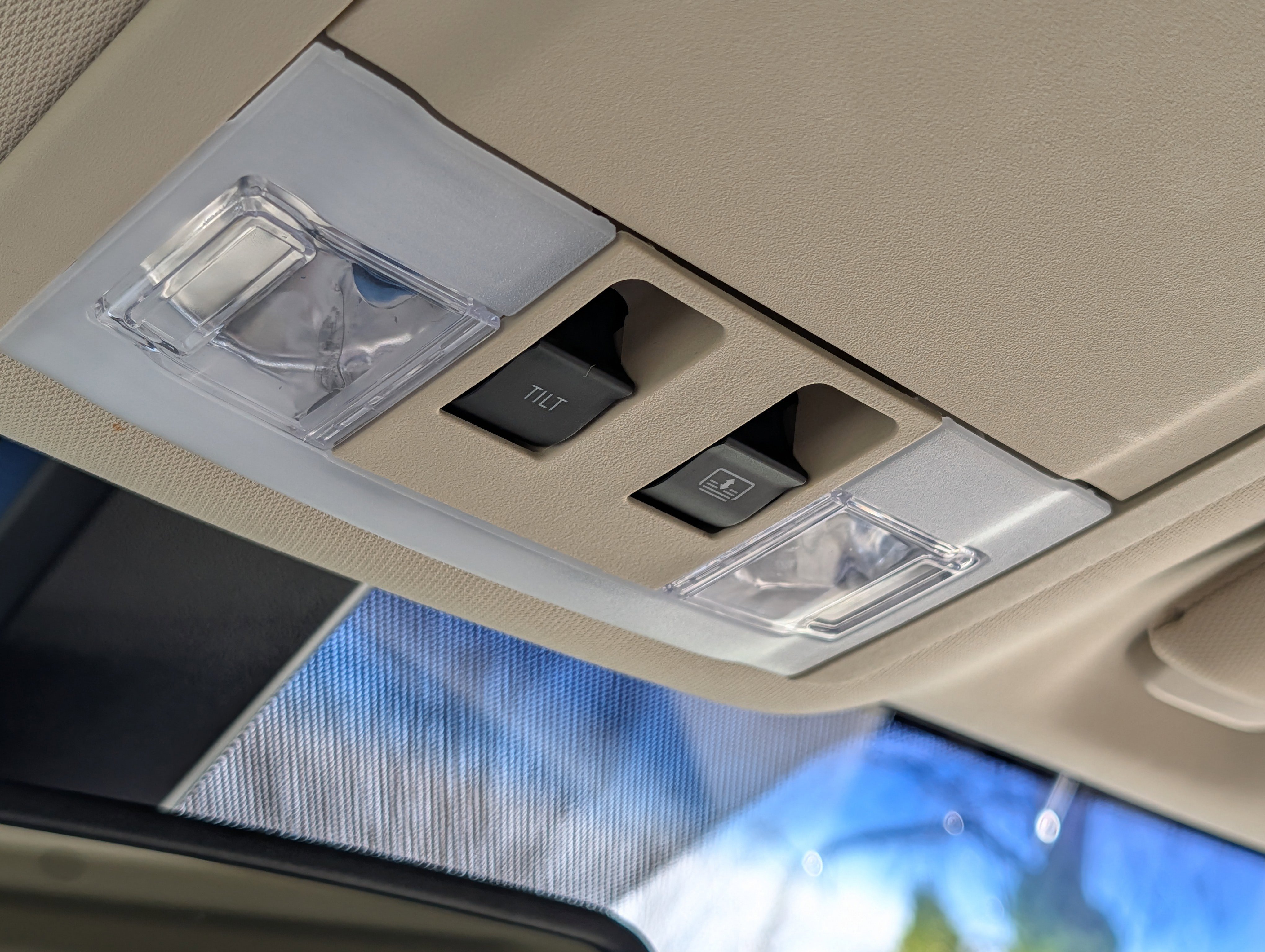 Used 2018 Lincoln MKT AWD image 27