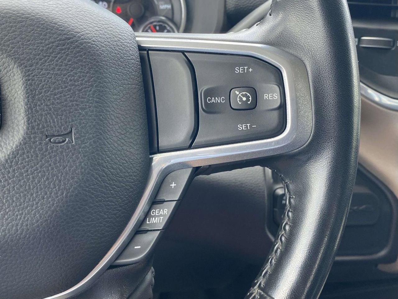 Used 2024 RAM 2500 Laramie image 20