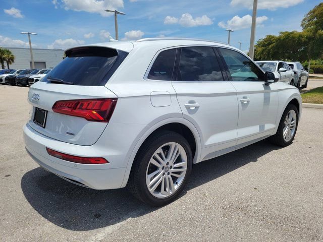 Used 2019 Audi Q5 2.0T Premium Plus w/ Premium Plus Package AWD/4WD image 7