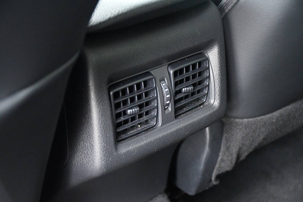 Used 2023 Toyota Camry XSE FWD image 20
