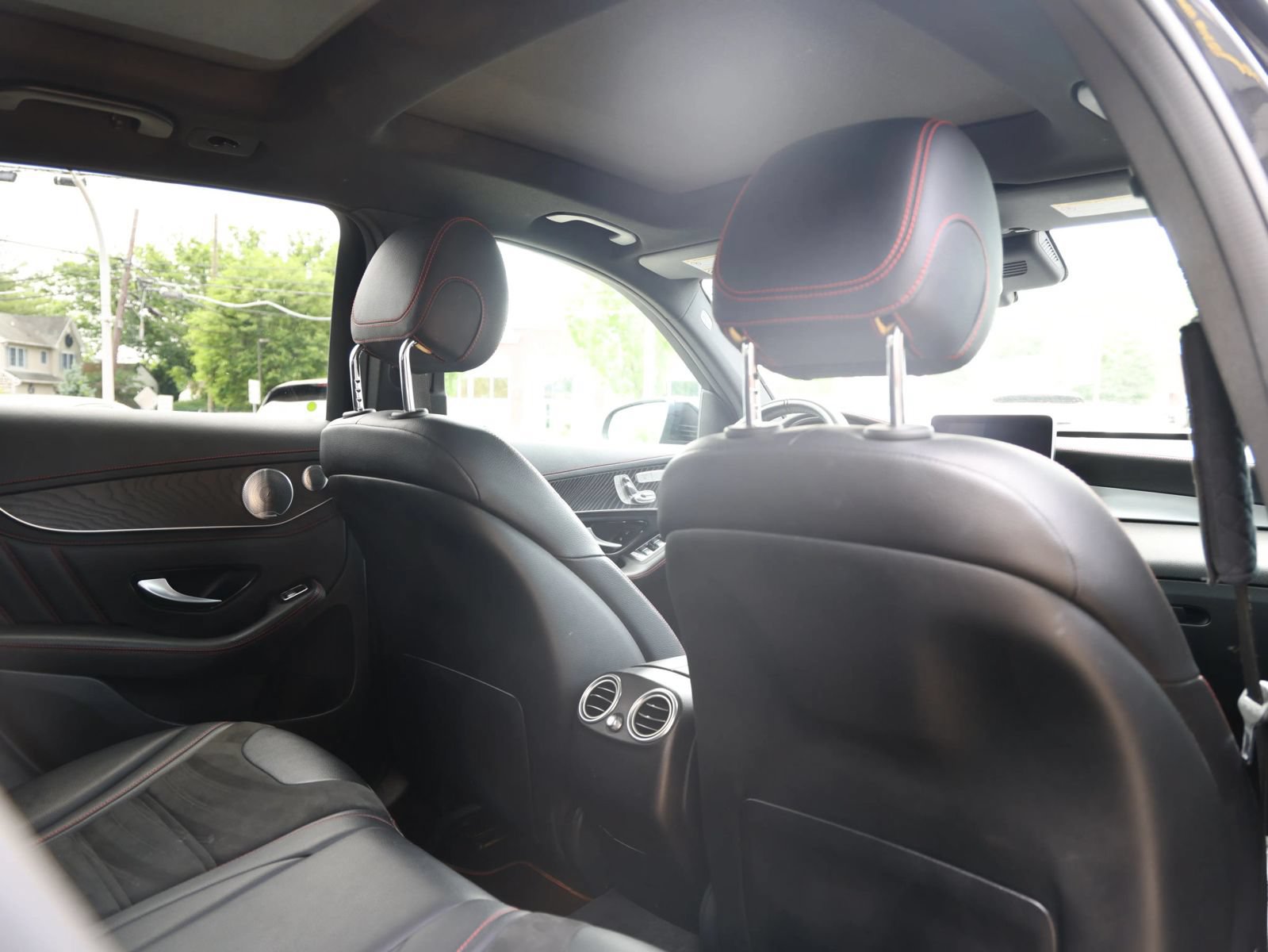 Used 2019 Mercedes-Benz GLC 43 AMG 4MATIC image 33