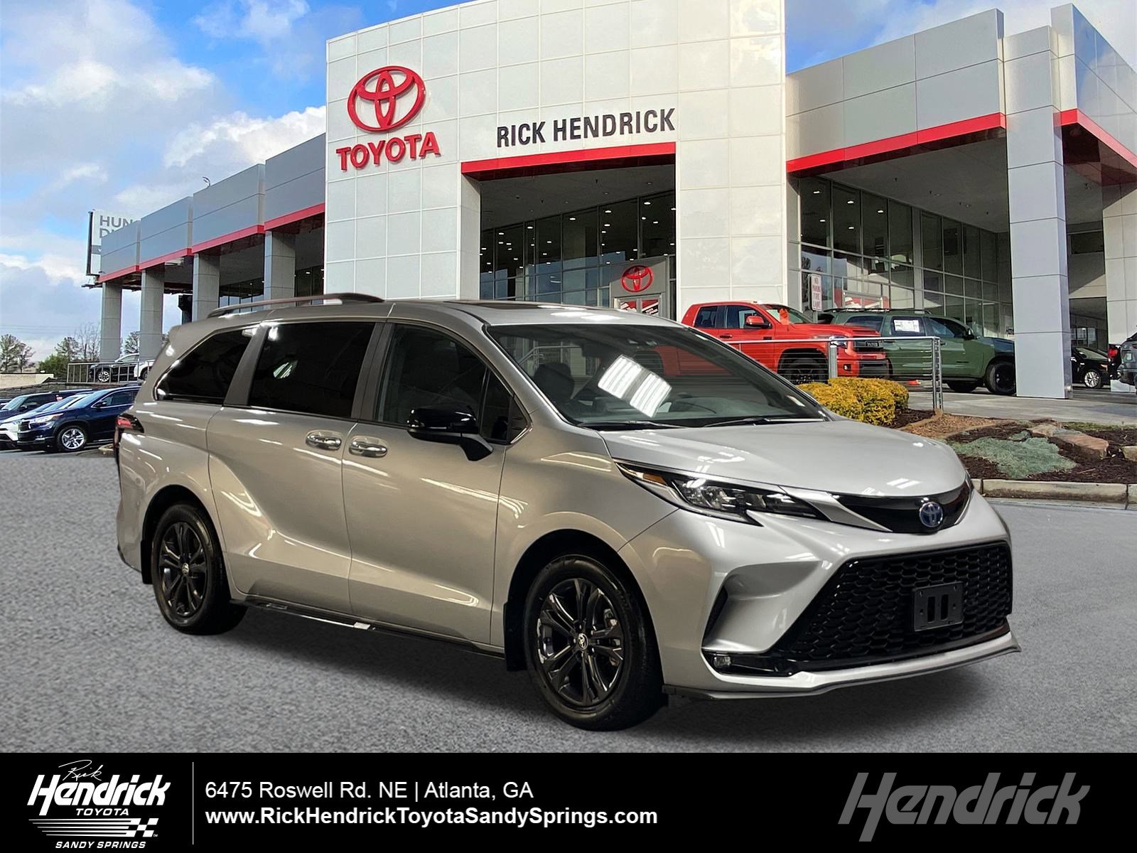 Used 2024 Toyota Sienna XSE