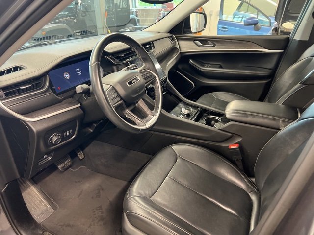 Used 2021 Jeep Grand Cherokee L Limited image 25