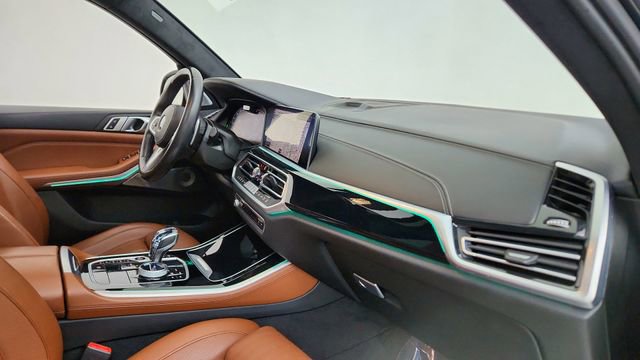 Used 2023 BMW X5 M50i w/ Executive Package image 21