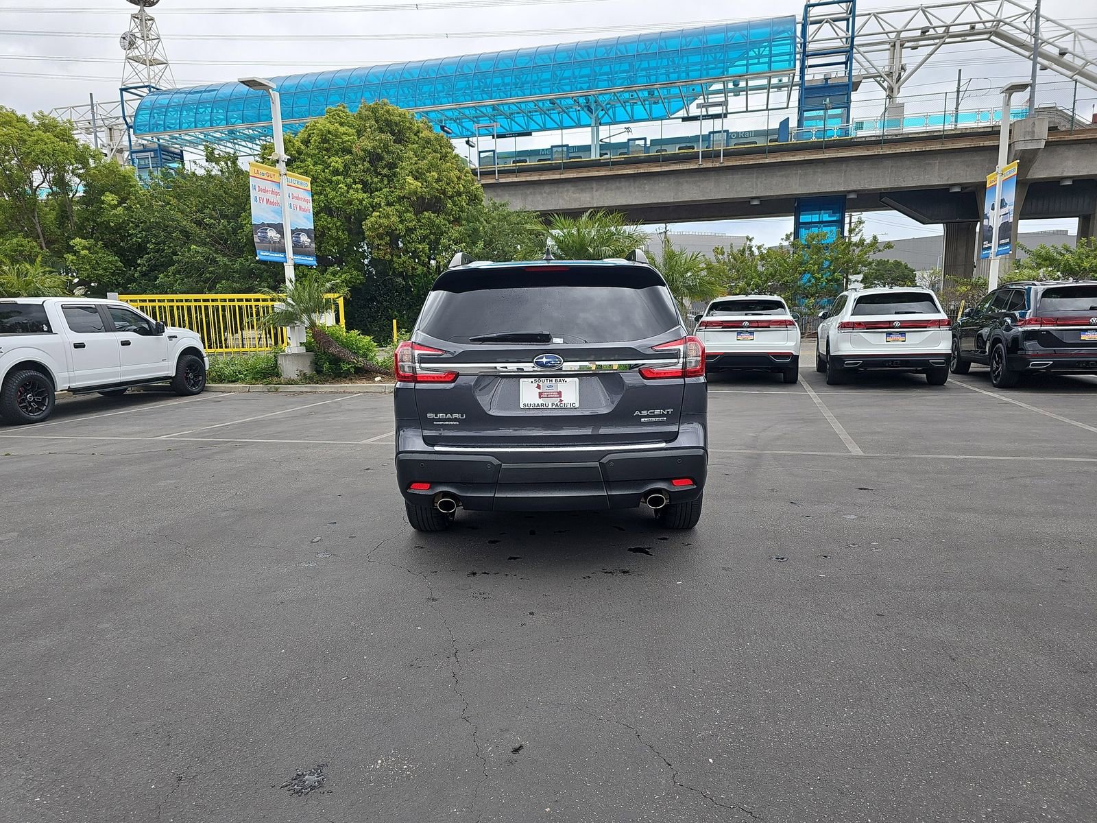 Certified 2023 Subaru Ascent Limited w/ Technology Package image 6