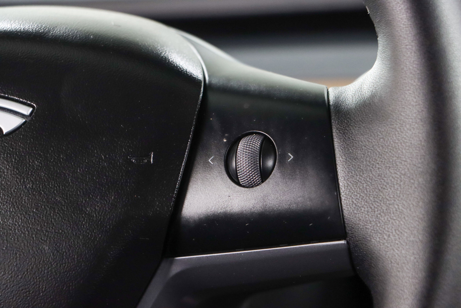 Used 2022 Tesla Model Y Performance image 14