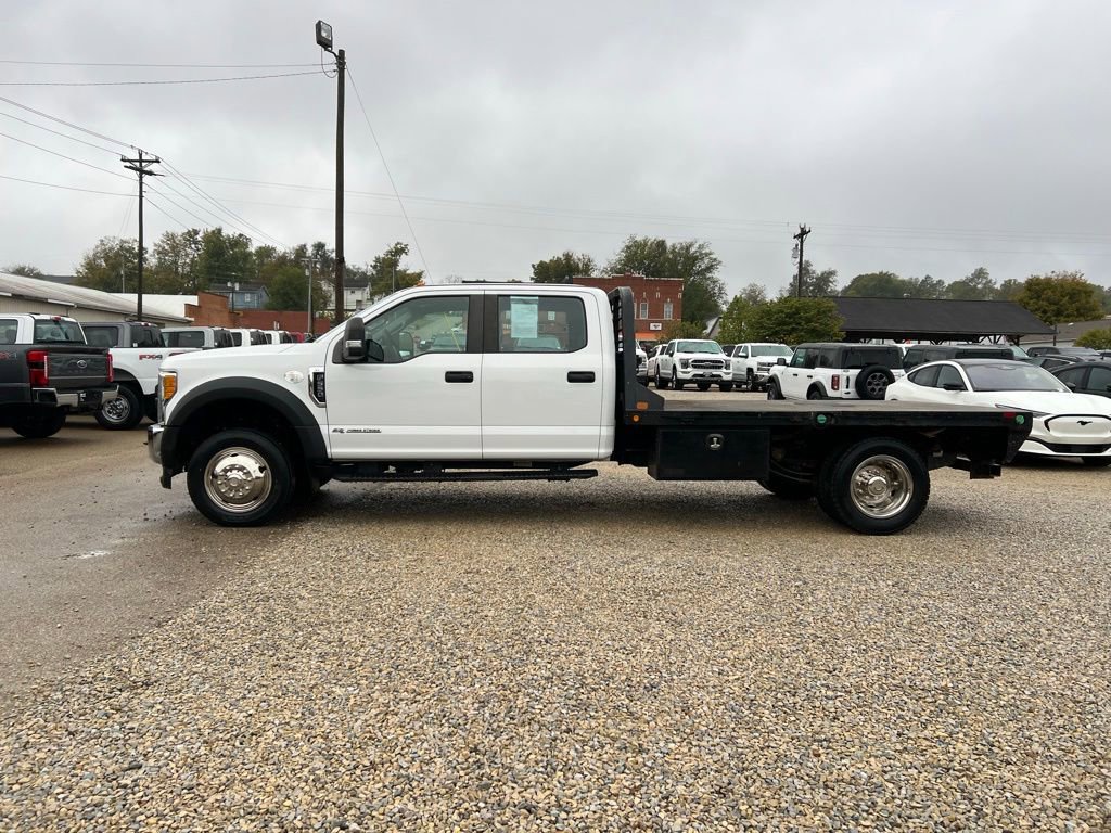 Used 2017 Ford F550 4x4 Crew Cab Super Duty w/ Power Equipment Group image 5