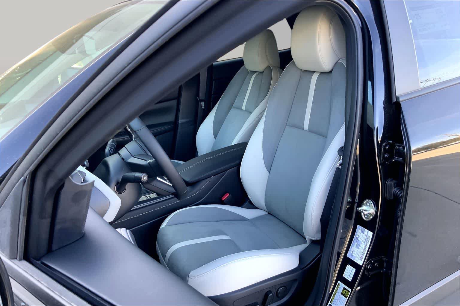 New 2026 MAZDA CX-30 2.5 Turbo Aire Edition AWD/4WD image 9