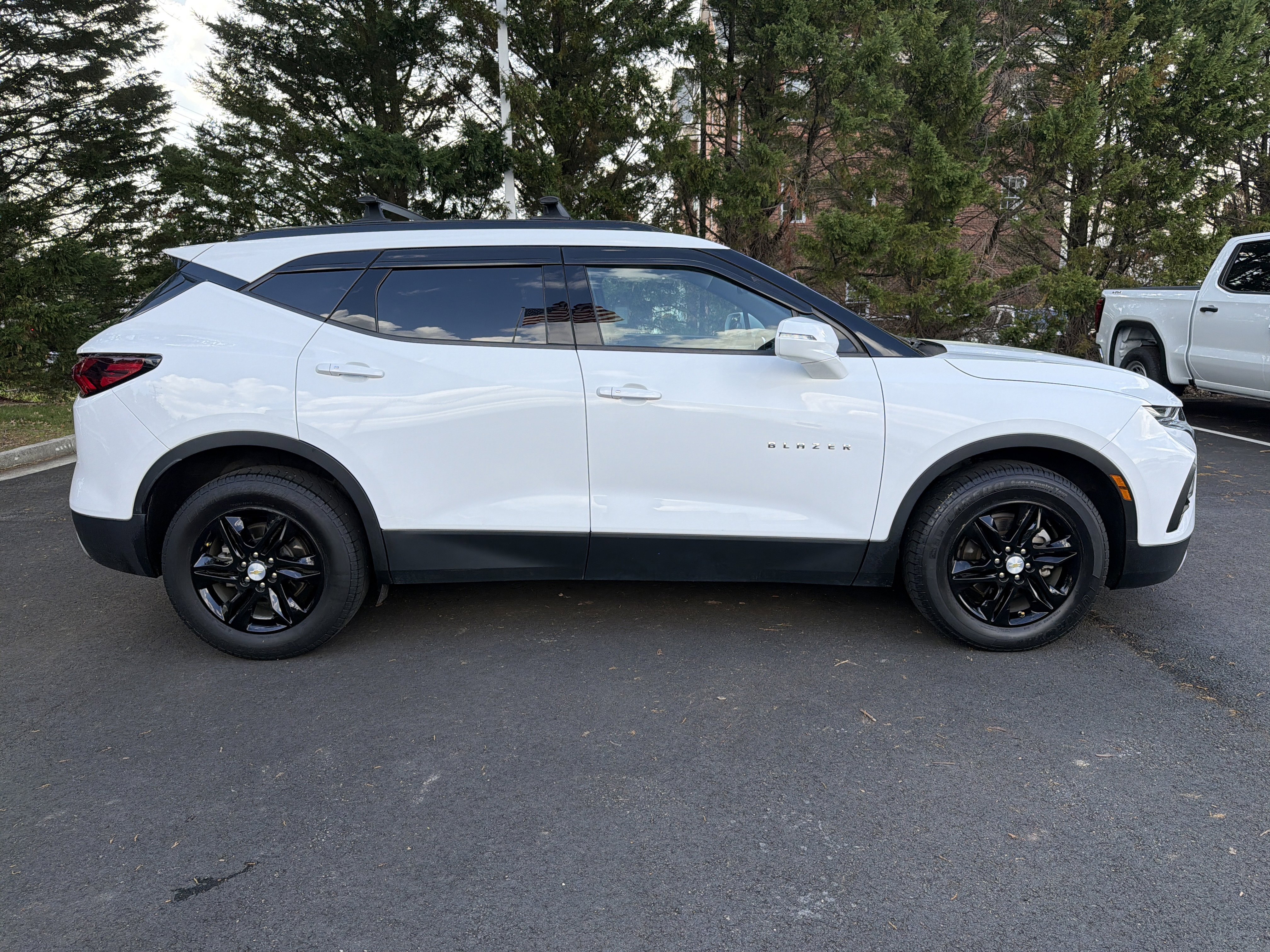 Used 2019 Chevrolet Blazer LT image 11