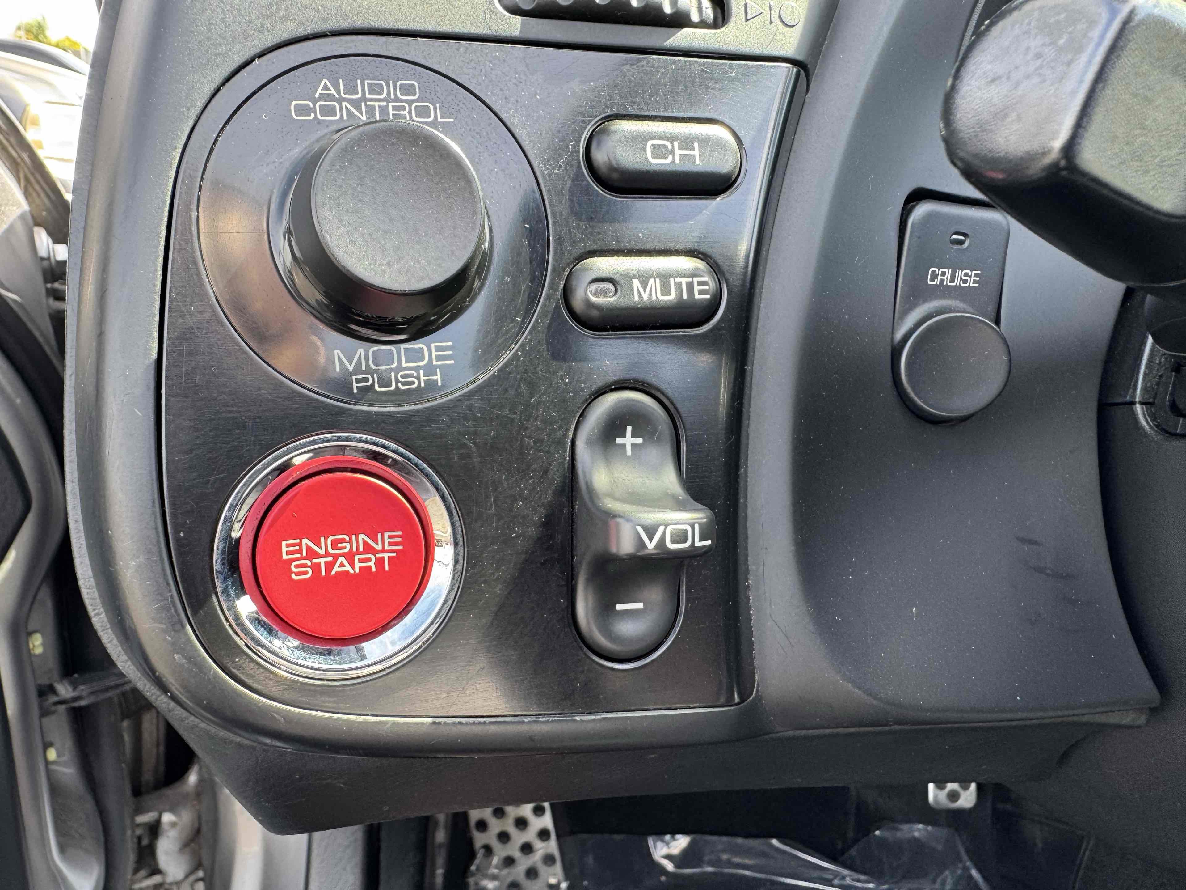 Used 2005 Honda S2000 image 20