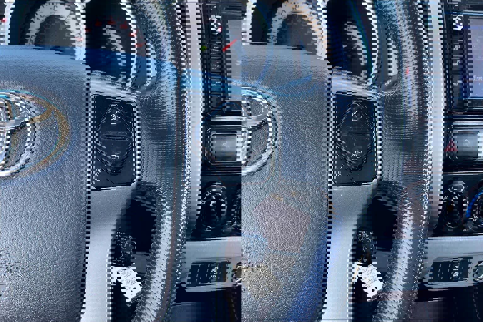 Used 2014 Toyota Tacoma PreRunner image 24