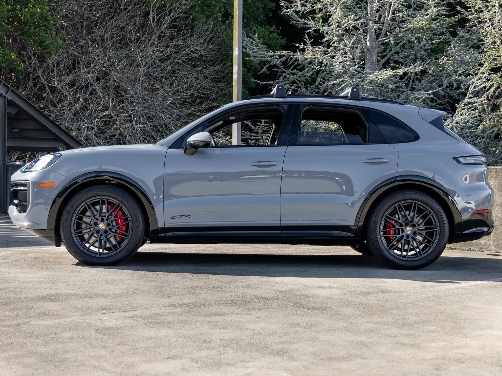 Certified 2026 Porsche Cayenne GTS AWD/4WD image 2
