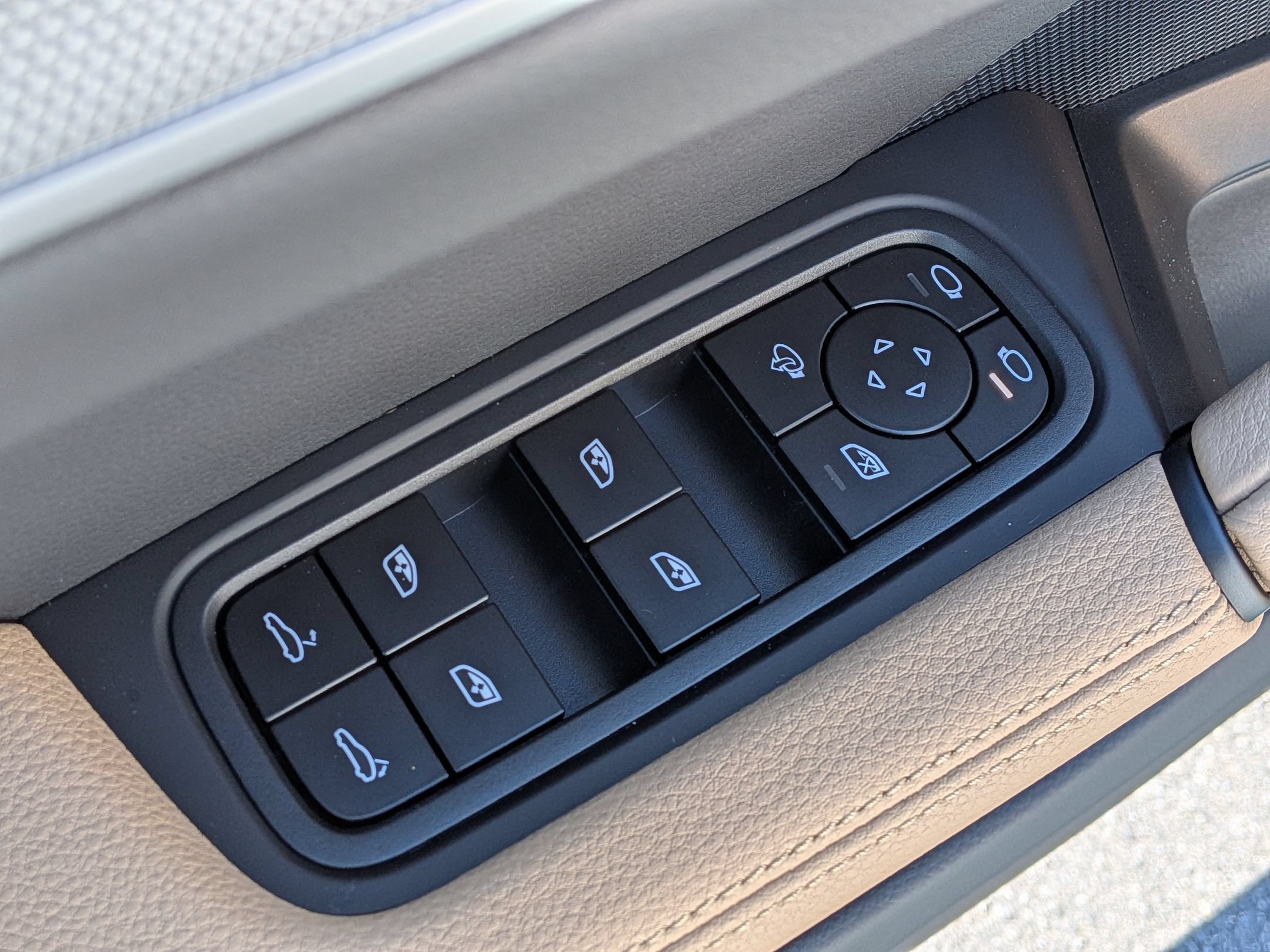 New 2026 Porsche Cayenne AWD/4WD image 24