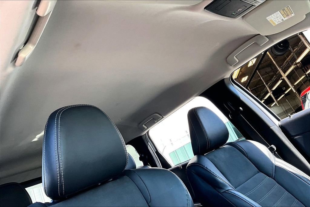 Used 2022 Mitsubishi Outlander SE image 28