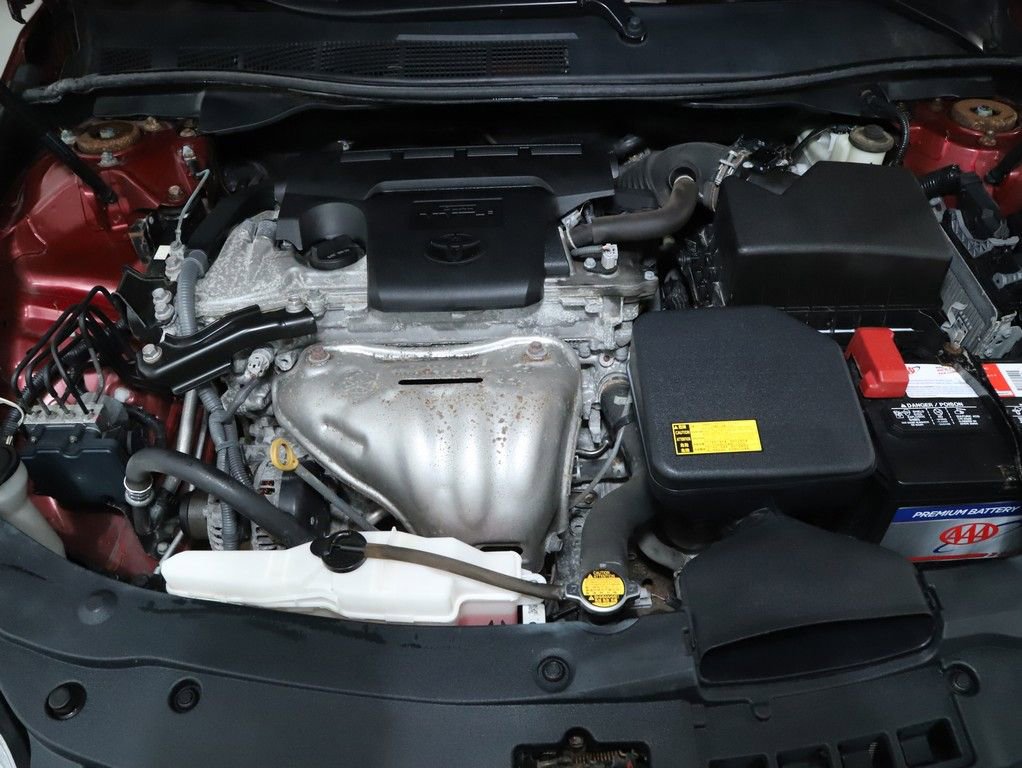 Used 2015 Toyota Camry XSE image 35