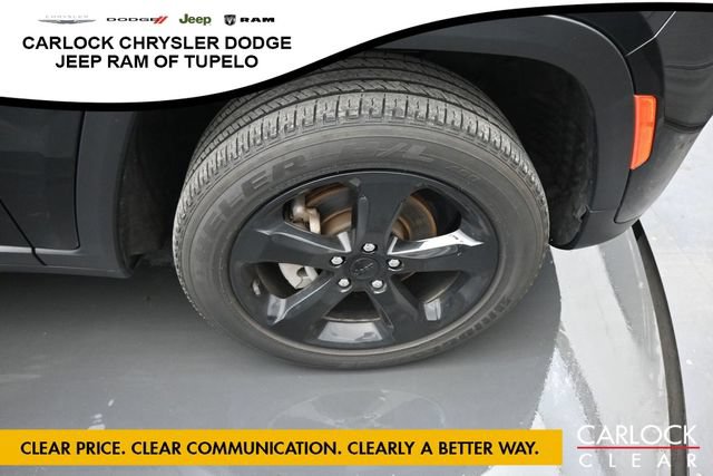 Used 2023 Jeep Grand Cherokee Altitude AWD/4WD image 41