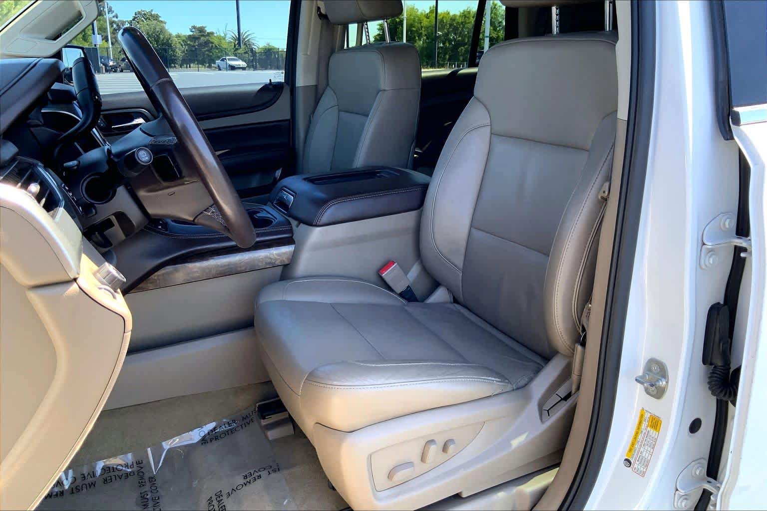 Used 2015 Chevrolet Tahoe LT RWD image 7