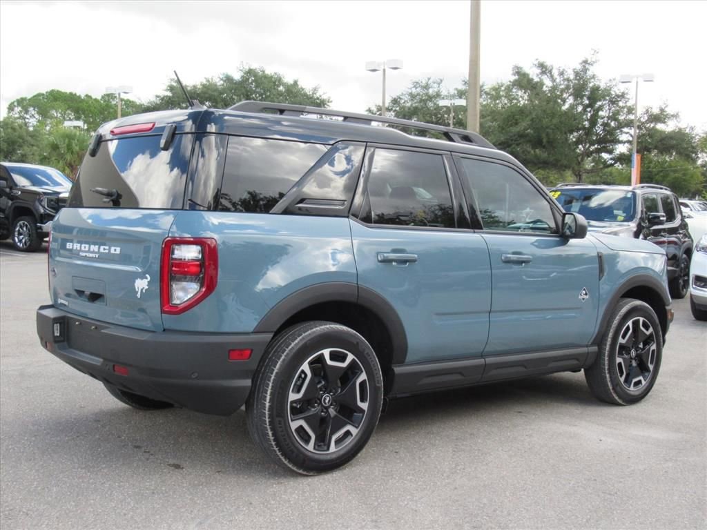 Used 2023 Ford Bronco Sport Outer Banks w/ Tech Package image 6